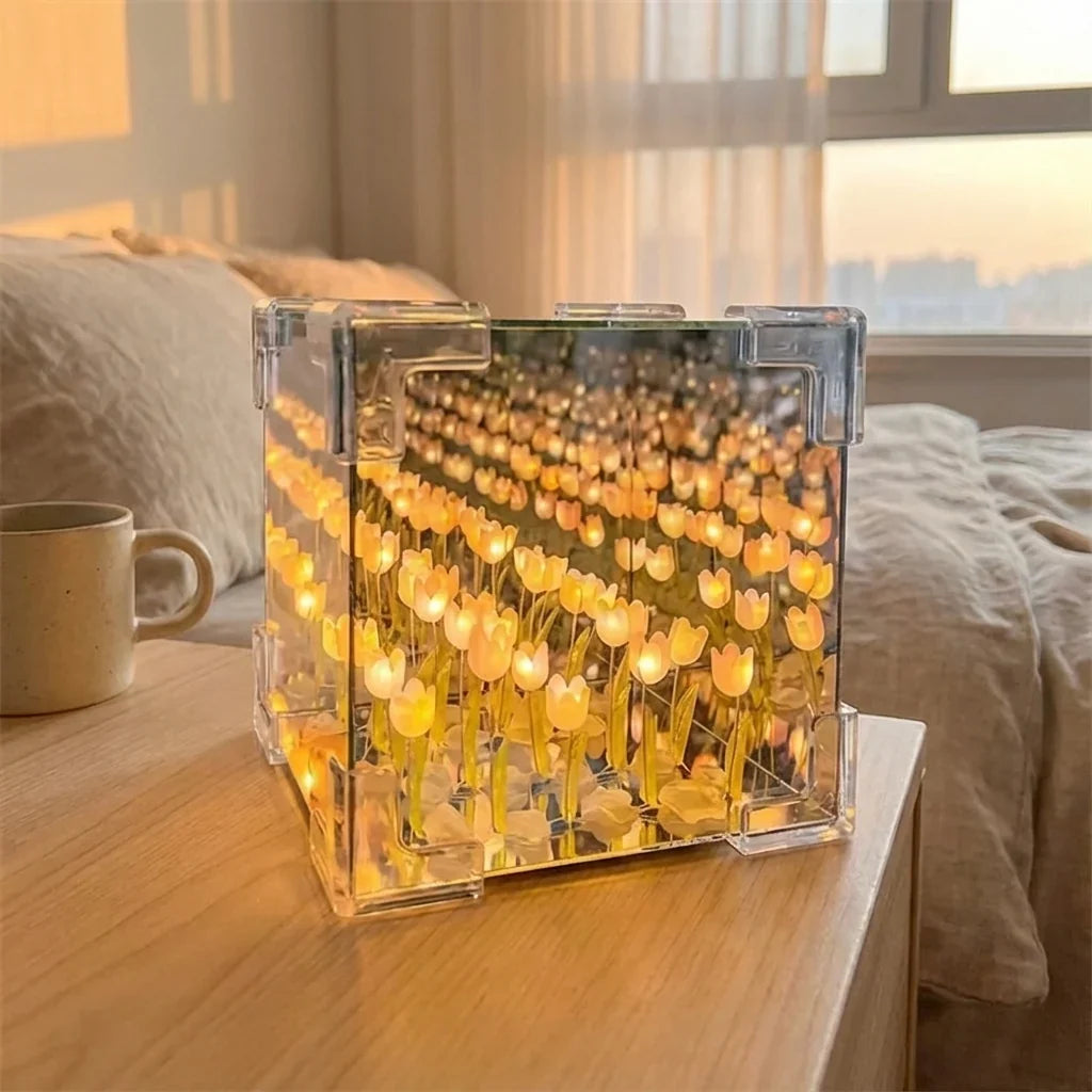 Modern Decorative Table Lamp - Bloomora 1