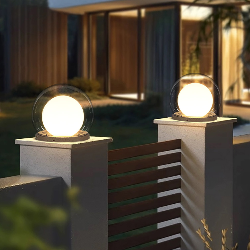 LumaGlow – Udendørs Pullertlampe med Vejrbestandigt Design og Blødt LED-lys
