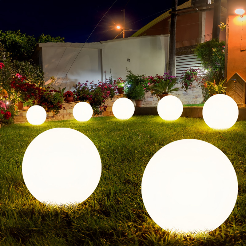 SolarAura – Udendørs Solcelle Kuglelampe til Have med Varm LED-lys