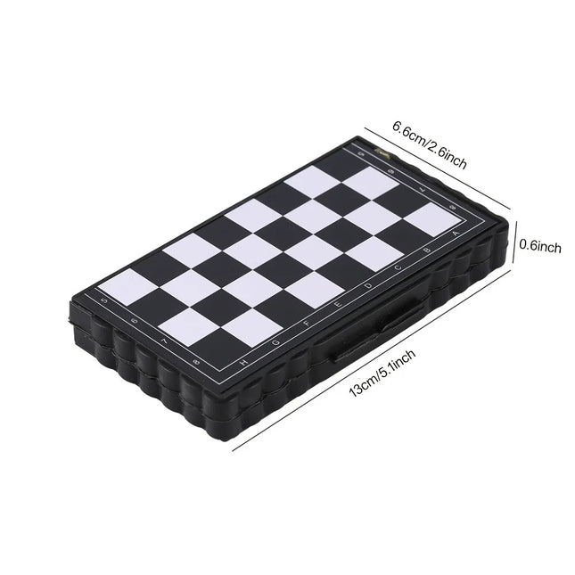 Compact Magnetic Chess Set for Kids – Foldable Board with 32 Pieces for Fun Learning Play