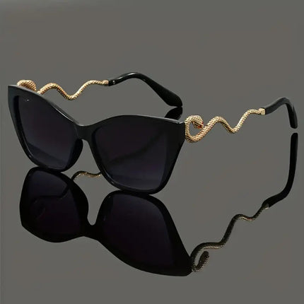 Oversized Cat-Eye Sunglasses with UV400 Protection and Sculpted Snake Arms 5