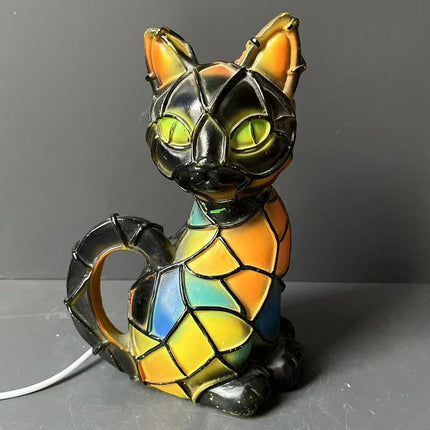 Resin Cat Lamp Tiffany Style Figurine Warm Glow Table Lamp 2