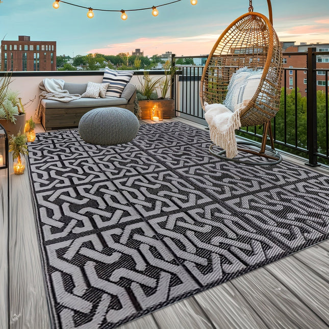 Reversible Outdoor Rug | Black & Grey Modern Patio Mat 1