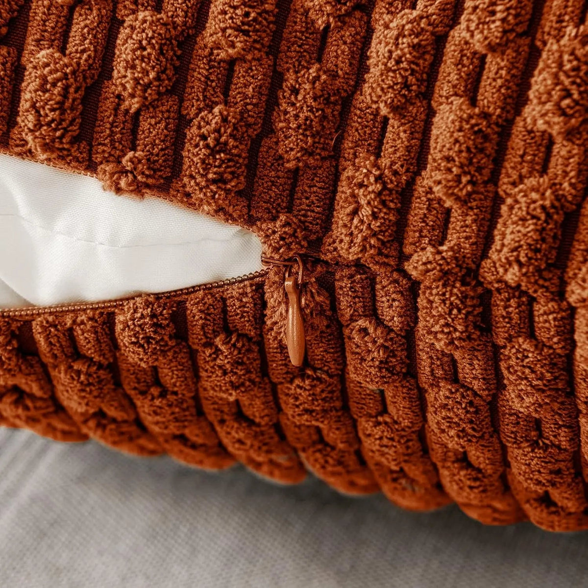 Ribfluwelen Kussenhoes – Stijlvol & Gezellig 4