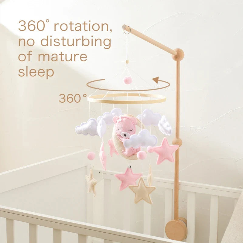 Mobile de lit bébé en bois – Design ours en feutre fait main pour une chambre calme et décorative