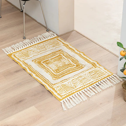 Soft Cotton-Linen Boho Rug with 3D Tufting, Fringe Detailing and Warm Textured Design
