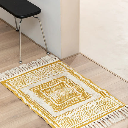 Soft Cotton-Linen Boho Rug with 3D Tufting, Fringe Detailing and Warm Textured Design
