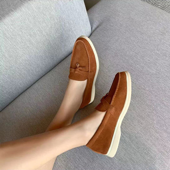 Jasmijn Suede Loafers with Elegant Buckle Detail and All-Day Comfortable Fit