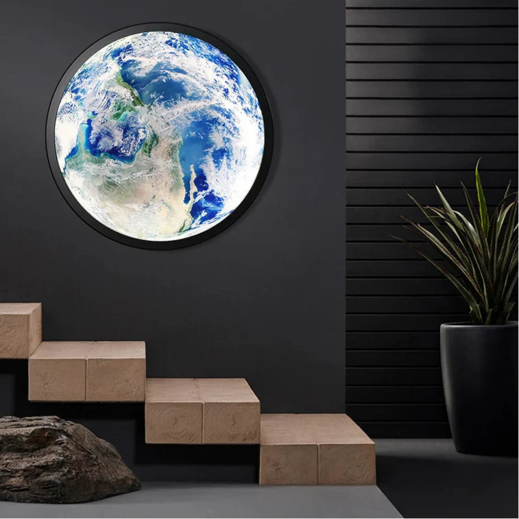 Lunara – LED Væglampe til Senge med Jord en Måne Design