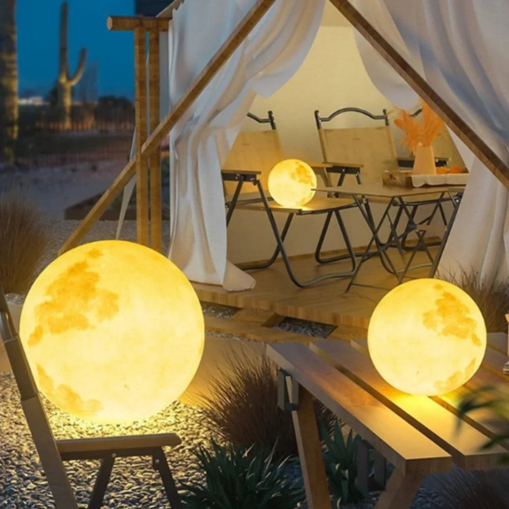 Selene™ Moon Garden Light 1