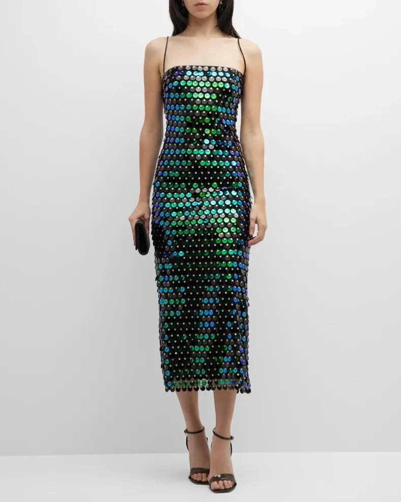 Sequin dress for a Sparkling Evening Look - Amira 3