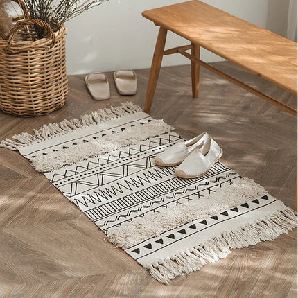 Soft Cotton-Linen Boho Rug with 3D Tufting, Fringe Detailing and Warm Textured Design