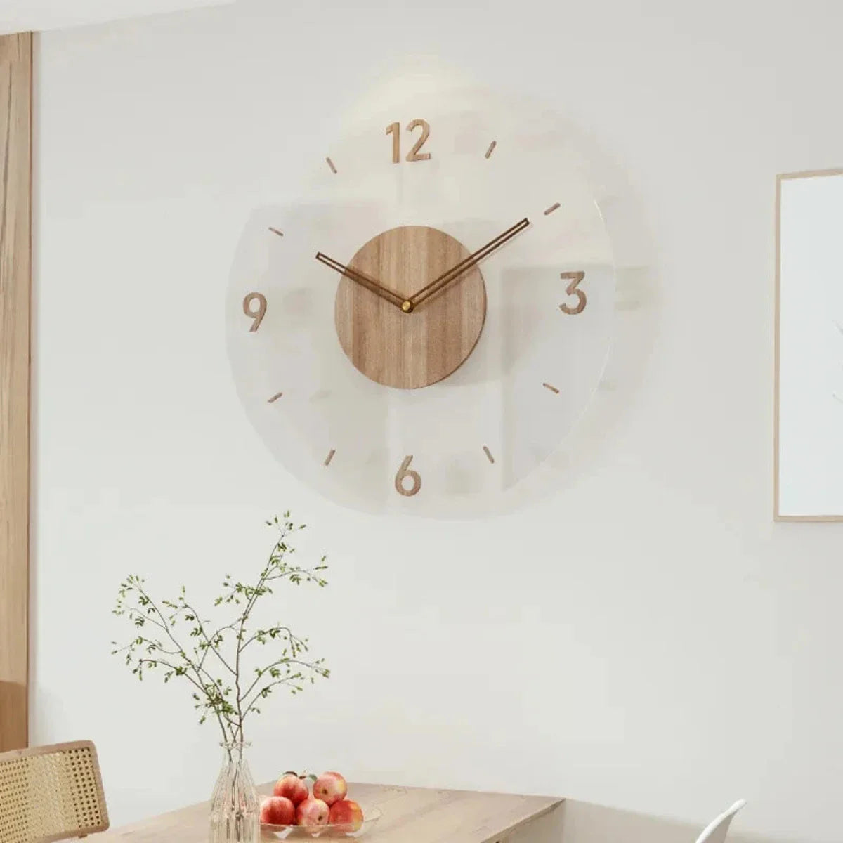 Skandinavische Wanduhr 30 cm aus Buchenholz und Glas, geräuschloses Quarzwerk 3