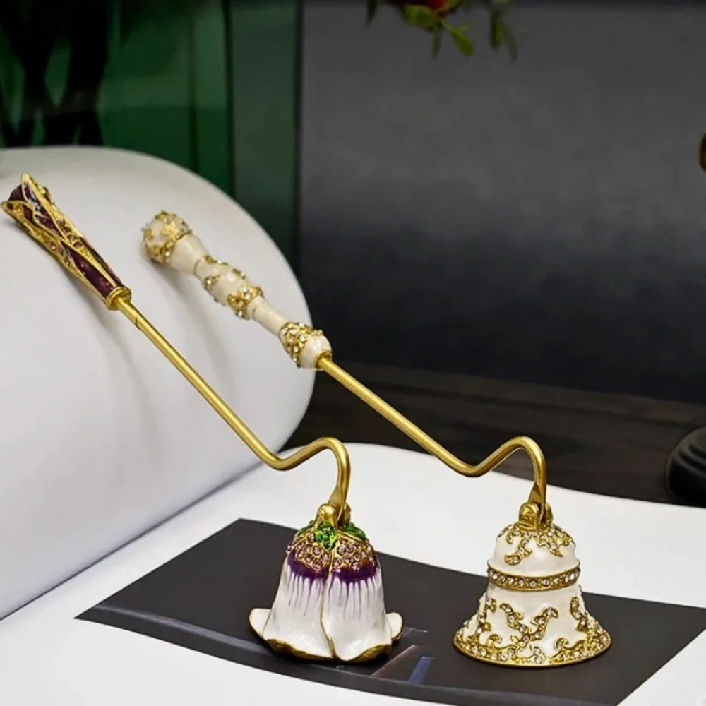 Velisse™ Candle Snuffer 1
