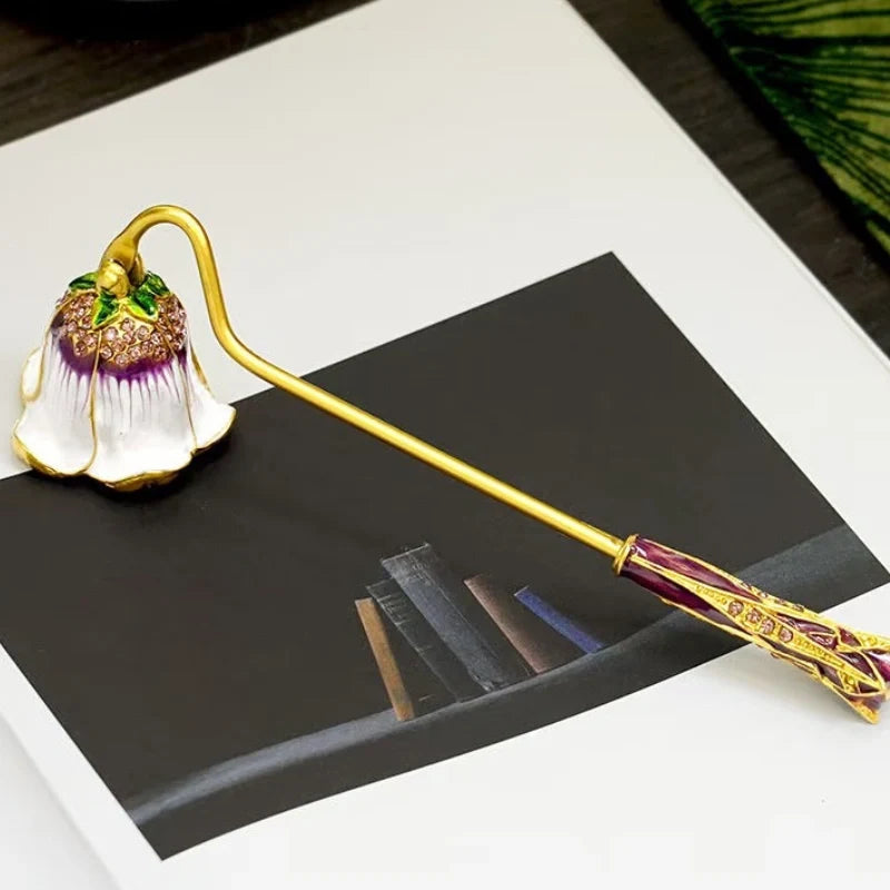 Velisse™ Candle Snuffer 8