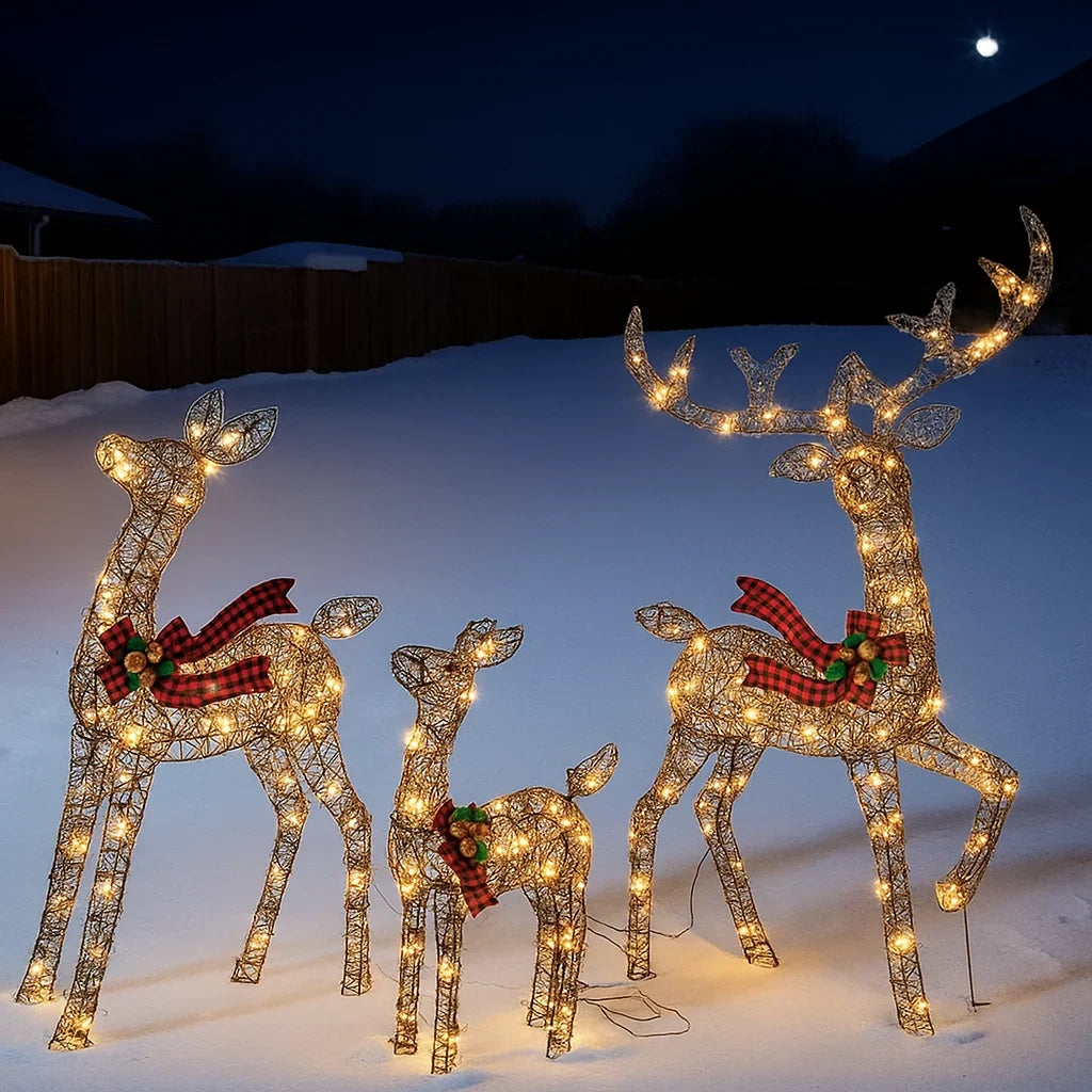 Lighted reindeer family