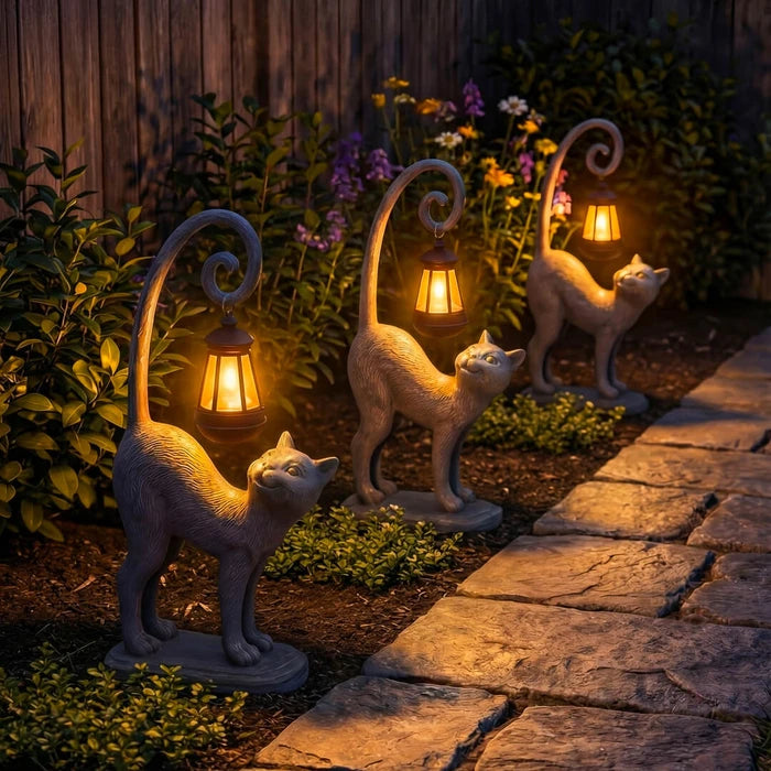 Cat Garden Statue With Solar Lantern – Outdoor Cat Figure That Glows at Night