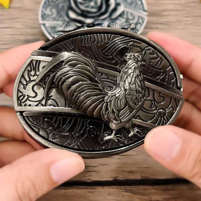Wearclo | Oval Bull Skull Belt Buckle with Hidden Knife 12