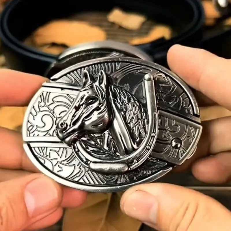 Wearclo | Oval Bull Skull Belt Buckle with Hidden Knife 29