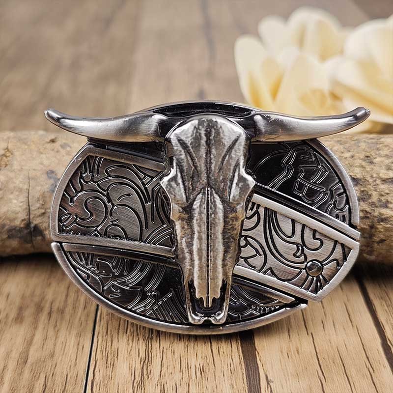 Wearclo | Oval Bull Skull Belt Buckle with Hidden Knife 7