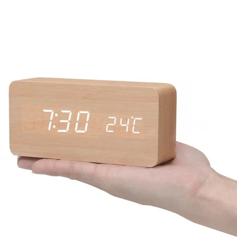 WoodSense | LED-Holzuhr mit Sprachsteuerung & Anpassbarer Helligkeit | Stilvolles Design für Komfort 10