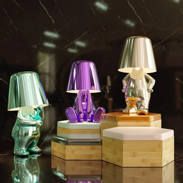 GildedMind – Moderne LED Bordlampe med Harpiksfod