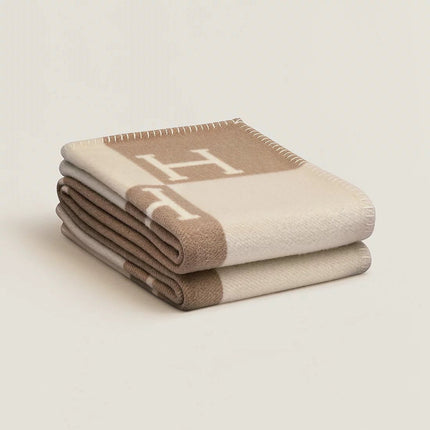 Wool-Cashmere Blanket – Soft Premium Blend with Elegant and Cozy Design
