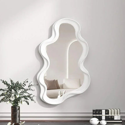 Cloud-Shaped Mirror – Creative Modern Design for Fresh & Decorative Interior Styling