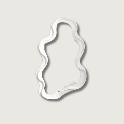 Cloud-Shaped Mirror – Creative Modern Design for Fresh & Decorative Interior Styling