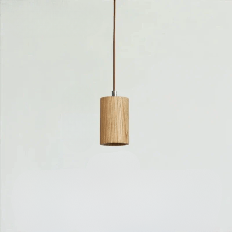 GlowNordic - Loftslampe i Træ med Elegant InteriørDesign