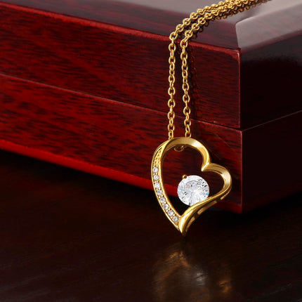 Heart Pendant Necklace – Elegant Design with Sparkling Zirconia & Adjustable Chain