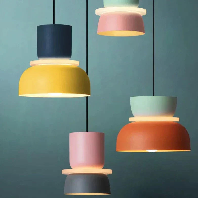 MacaronGlow - Skandinavisk Pendellampe med Unikt Design i Messing