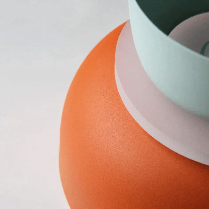 MacaronGlow - Skandinavisk Pendellampe med Unikt Design i Messing