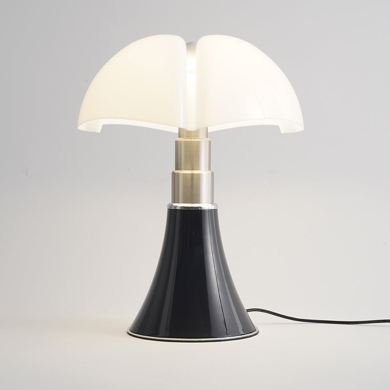 ClassicGlow – LED Bordlampe med Varm Stemningsbelysning