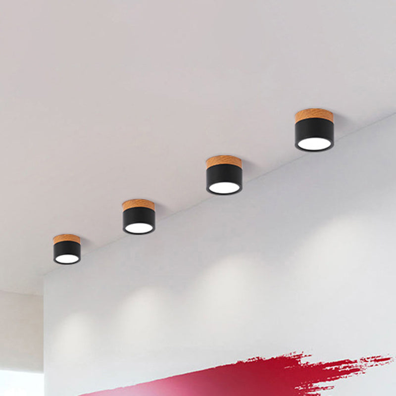 VibrantGlow – Lille Loftlampe med Varmt Stemningslys