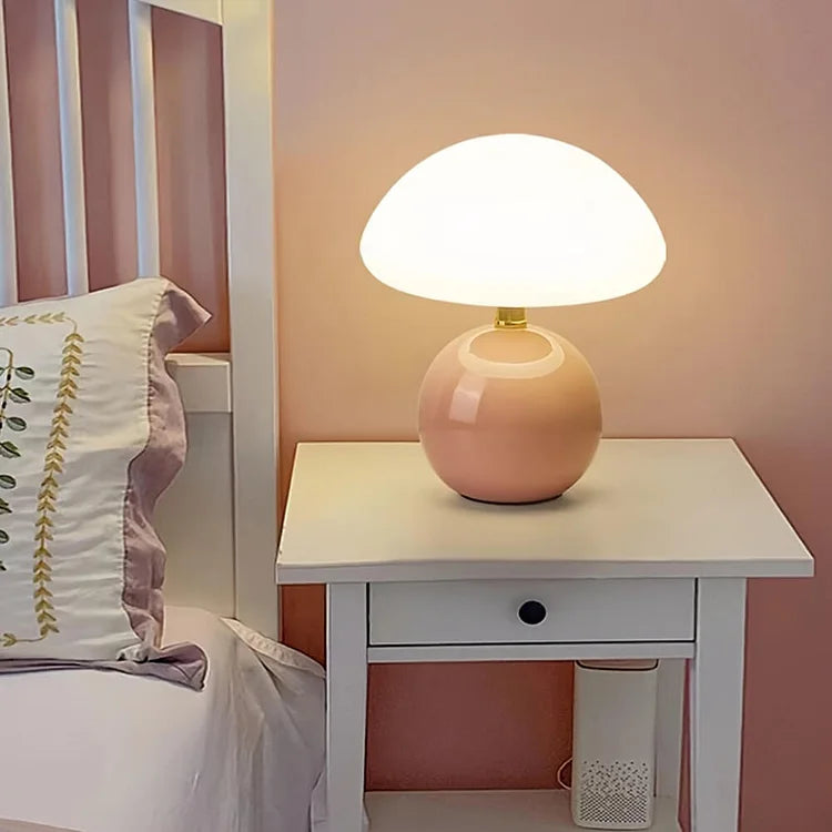 CremeLuxe – Fransk Mushroom Bordlampe med Blød Ambient Belysning