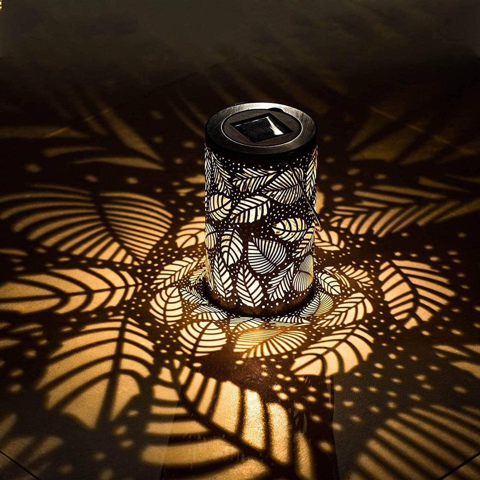 Luminous Leaf Lantern – Solcelle Dekorativ Bladlampe til Have og Terrassebelysning