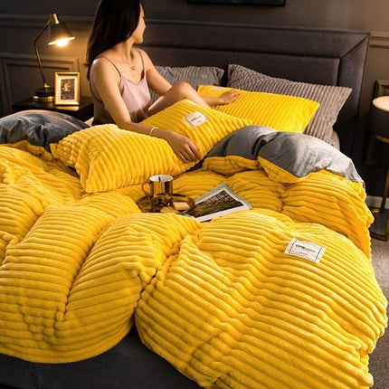 Winter Duvet – Ultra-Soft Fleece & Microfiber Comforter with Cozy Warmth for Cold Seasons