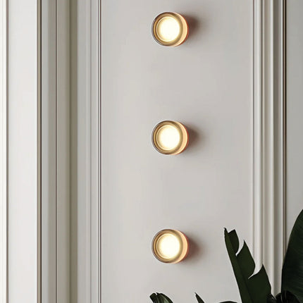 Wall Light – Modern Dimple Design with Dimmable LED & Durable Metal-Glass Construction