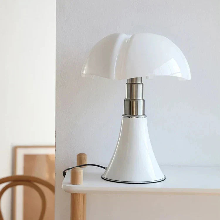 ClassicGlow – LED Bordlampe med Varm Stemningsbelysning