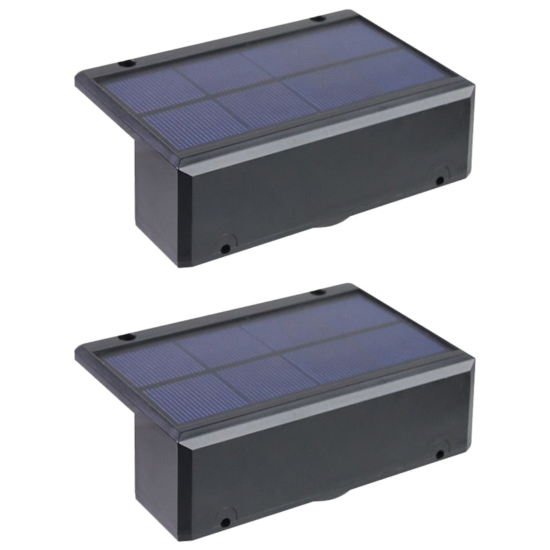 LumiTrack – Udendørs Solcellelampe med Automatisk Skumringssensor